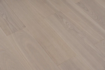 фото паркетной доски Amberwood Фьюжн Ясень Белёный Браш, лак
